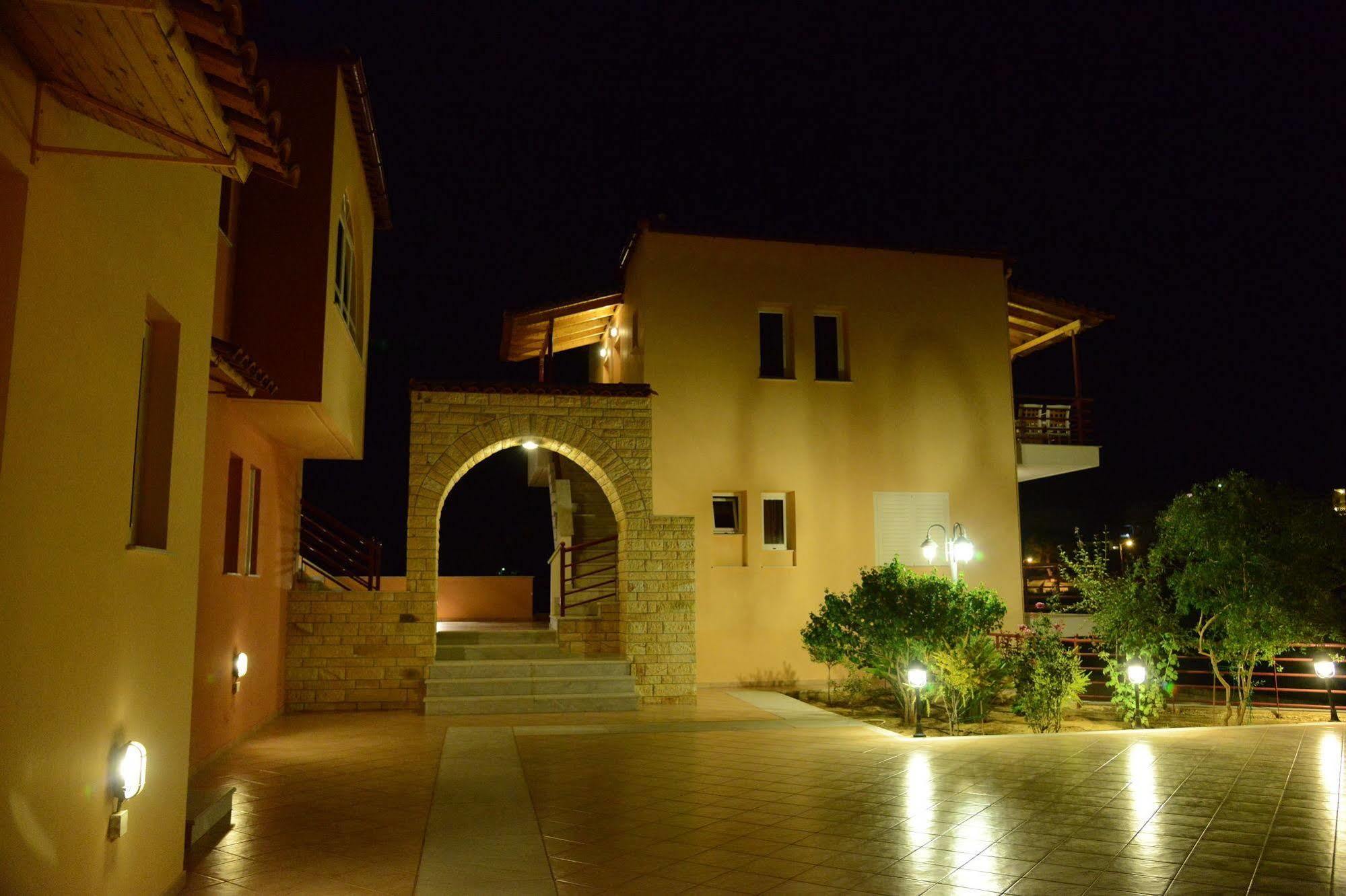 Maria'S Filoxenia Suites Drepano  Екстер'єр фото